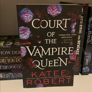 Court of the Vampire Queen Book